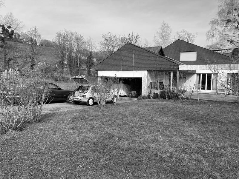 2103 Vallamand