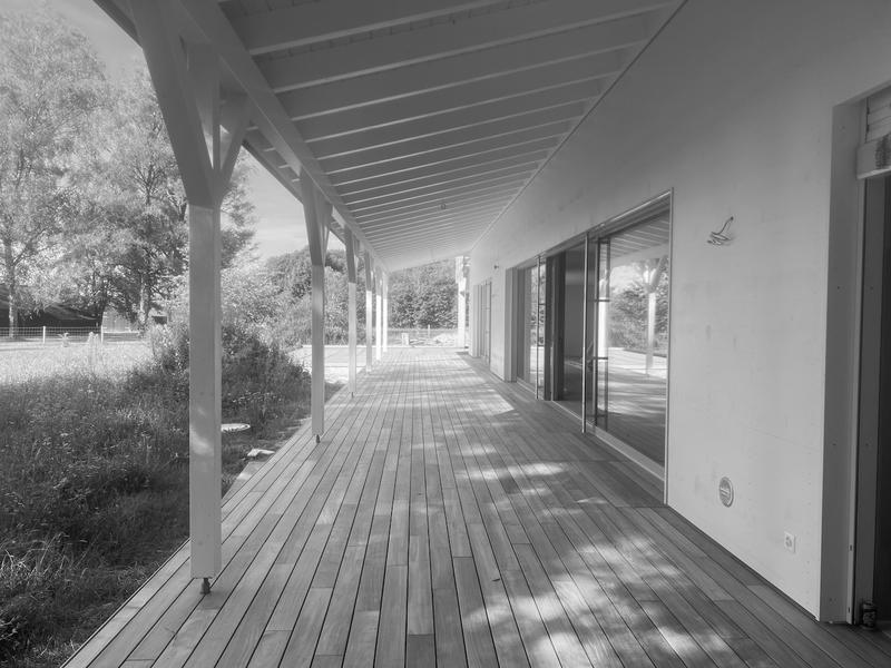 2103 Vallamand